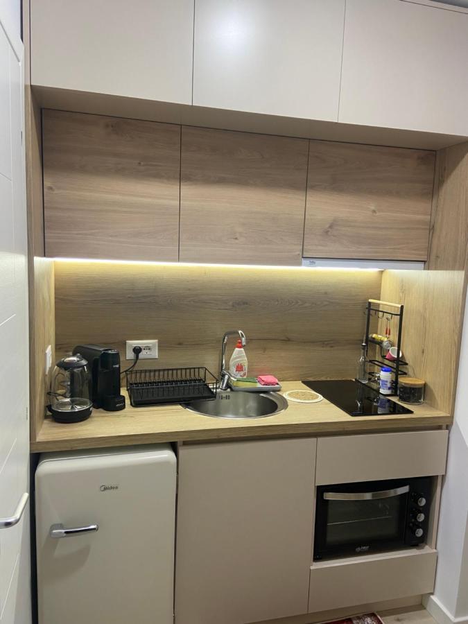 Smart Home , Lovely Apartment In 地拉那 外观 照片
