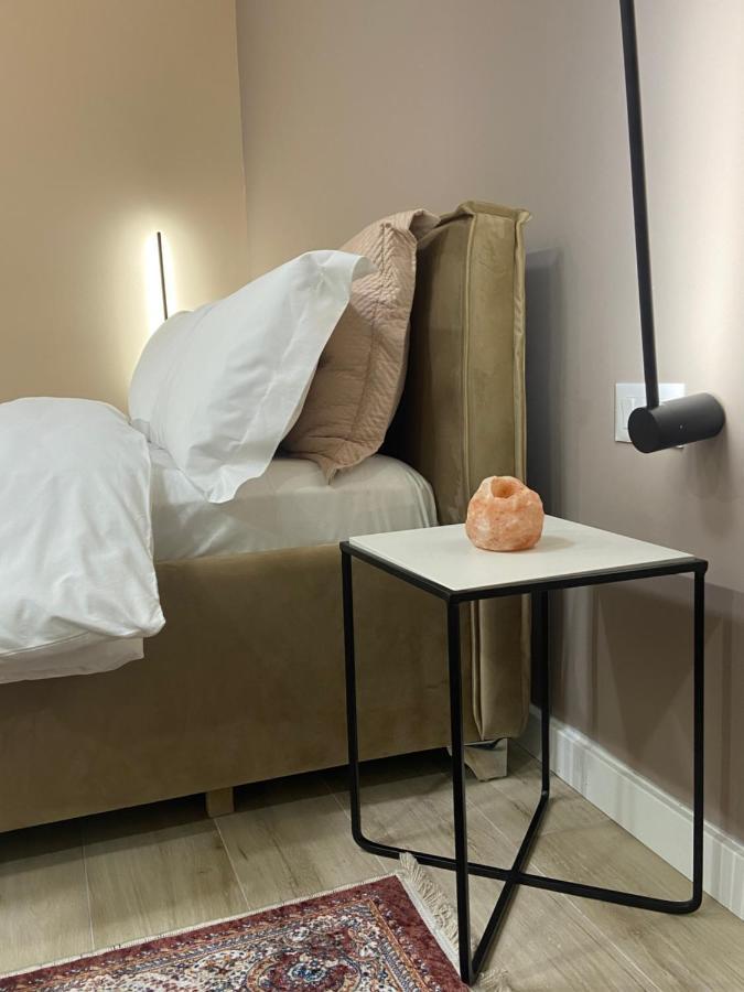 Smart Home , Lovely Apartment In 地拉那 外观 照片